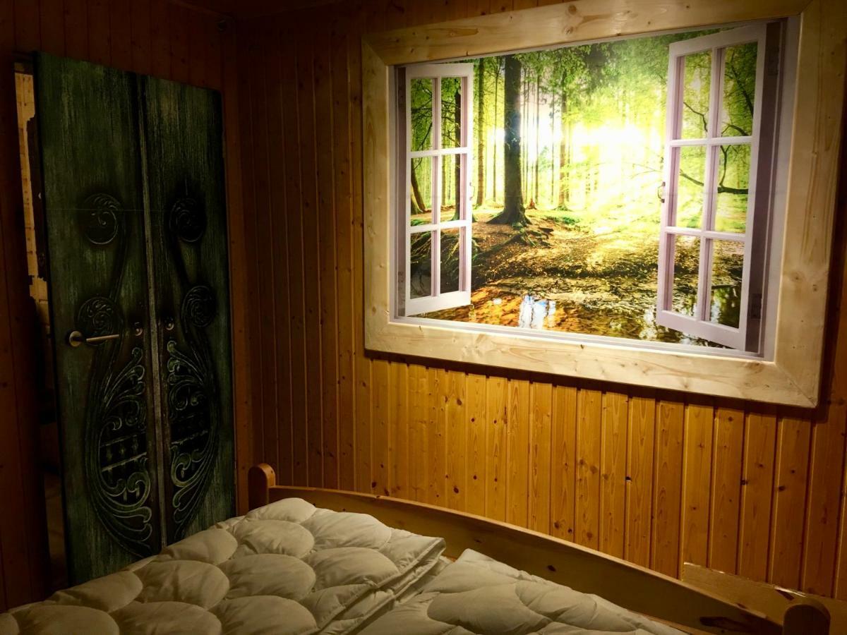 Holzhaus Trollbluemchen Am Wald Und See Neuruppin Esterno foto